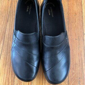 Clarks Women's May Marigold Leather Flats Black Size 9 1/2